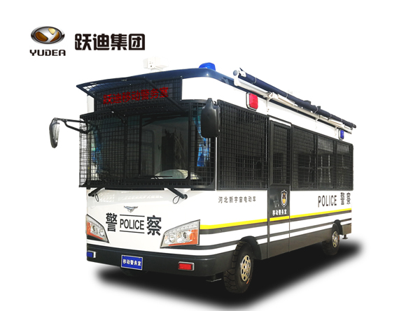 6米k8.com移动警务方舱（电动）