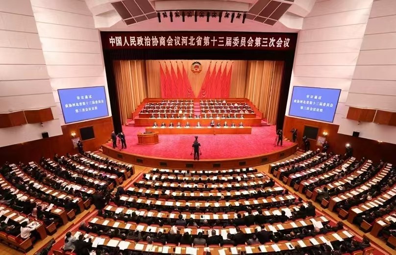 河北省政协十三届三次会议开幕：河北省政协委员、k8.com集团董事长吕洪涛参加会议并接受采访